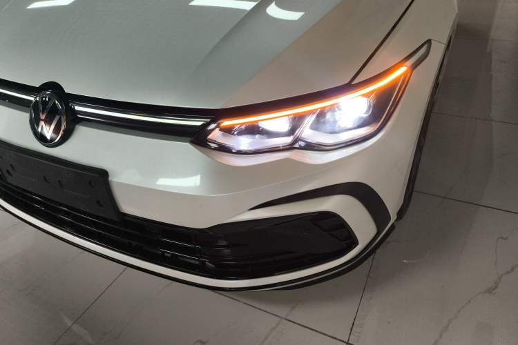 Used Volkswagen Golf 2023 Facelift 280TSI DSG R-Line Lite