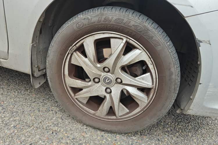 Used Changan Alsvin V5 2012 1.5L Manual Sport Version China IV Standard