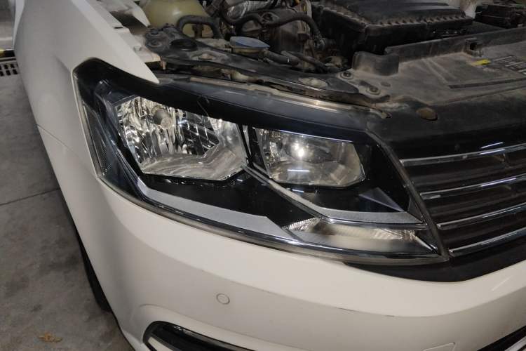 Used Volkswagen Gran Lavida 2015 1.6L Automatic Comfort Edition
