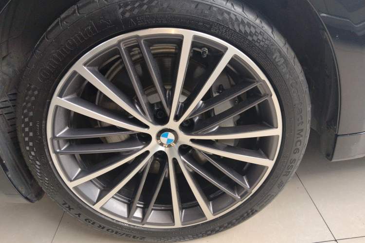 Used BMW 5 Series 2021 530Li Leading Model M Sport Package
