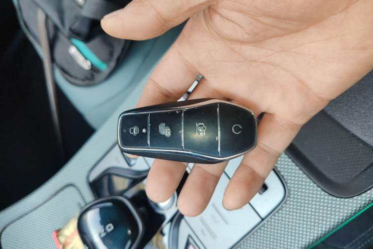 Used BYD Han 2022 EV 610 km All-Wheel-Drive Qianshan Cui Limited Edition
