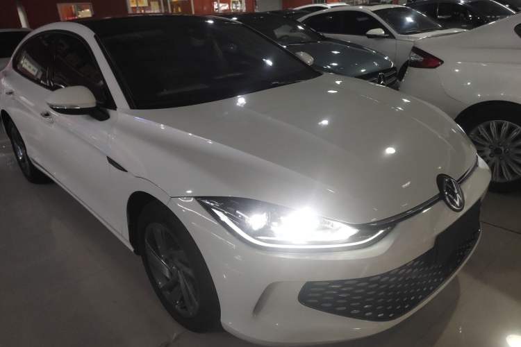 Used Volkswagen Lamando 2024 Lavida L 280TSI DSG Spicy Edition
