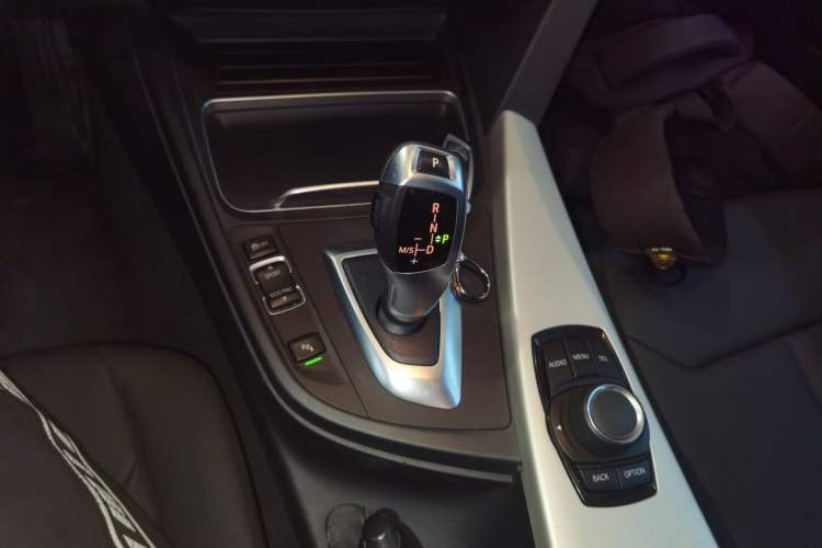 Used BMW 3 Series 2016 316i Fashion Model
