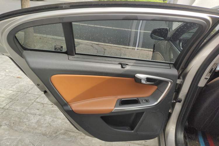 Used Volvo S60 2015 S60L T5 Intelligent Drive Edition
