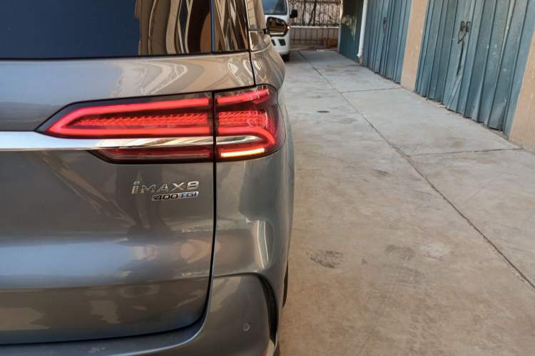 Used Roewe iMAX8 2021 400TGI Supreme Series Prestige Edition