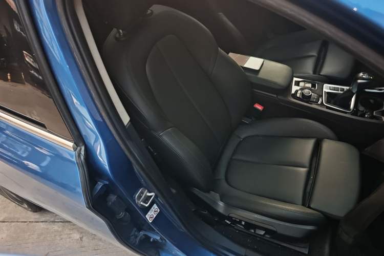 Used BMW 1 Series 2018 Facelifted 118i Sport Edition
