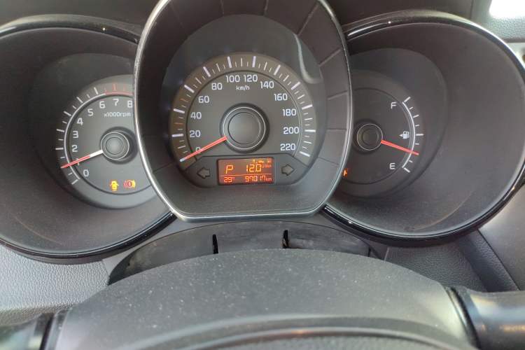 Used Kia K2 2015 Sedan 1.4L Automatic GLS
