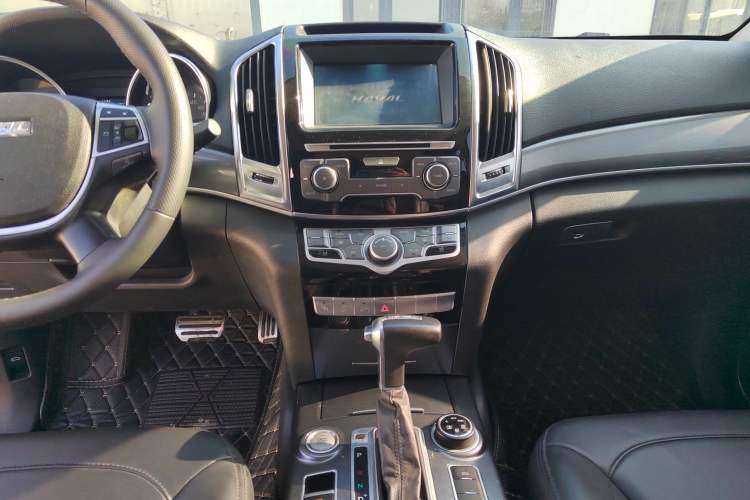 Used Haval H9 2016 2.0T Four-Wheel Drive Luxury 7-Seater

