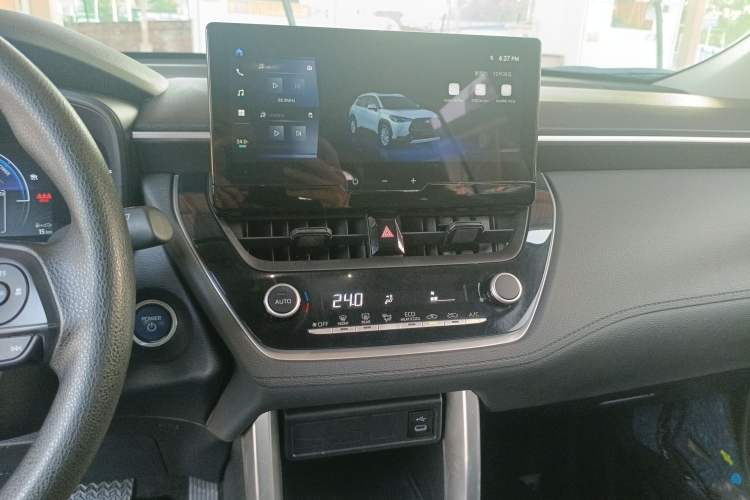 Used Toyota Corolla Cross 2023 Dual-Motor 2.0L Pioneer Edition
