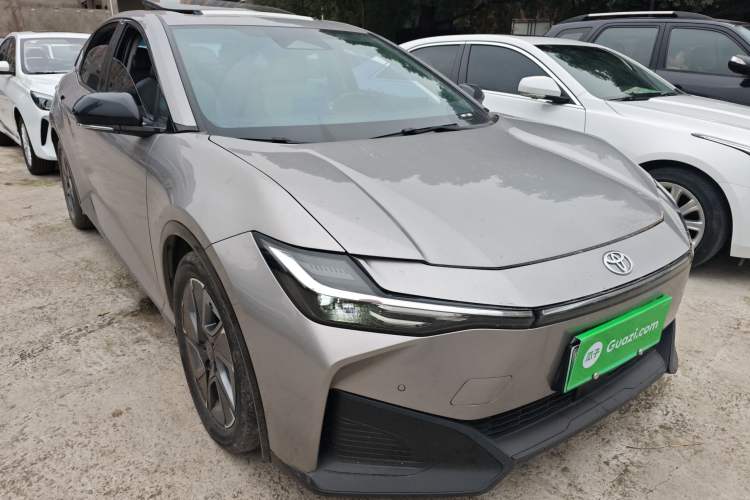 Used Toyota bZ3 2023 517 km Elite PRO
