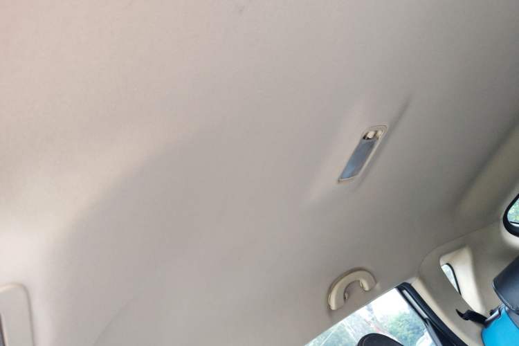 Used Dongfeng Aeolus AX7 2015 2.0L Automatic Zhiyue Version
