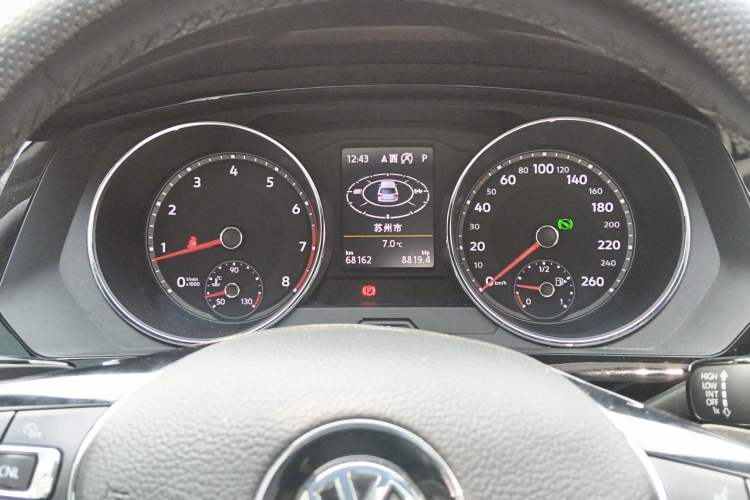 Used Volkswagen Tiguan L 2019 330TSI Automatic Two-Wheel Drive Smart Luxury Version China V Emission Standard