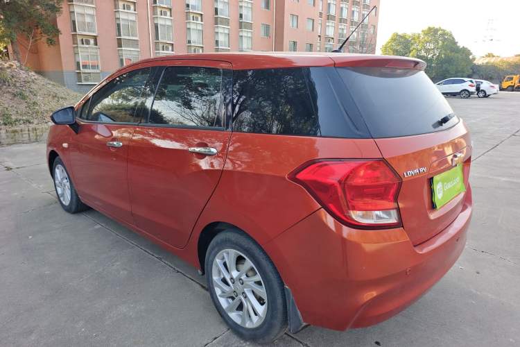 Used Chevrolet Lova RV 2016 1.5L Automatic FunDrive Edition
