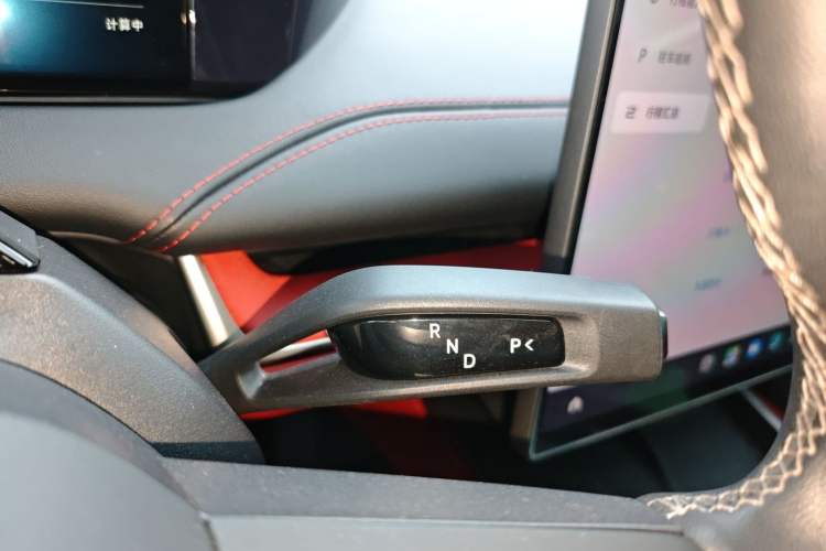 Used  SU7 2024 Rear-Drive Long-Range Intelligent Driving Version
