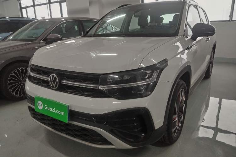 Used Volkswagen Tharu 2024 300TSI Two-Wheel-Drive Moon Luxury Edition