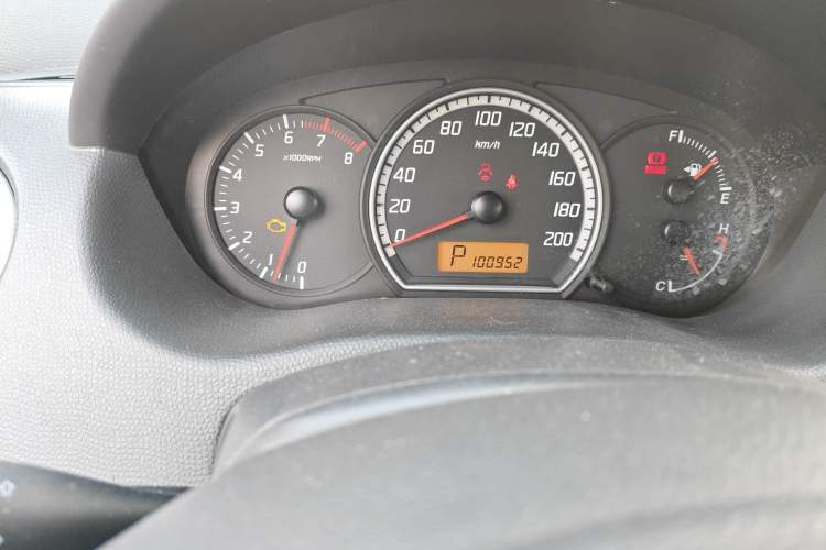 Used Suzuki Swift 2011 1.5L Automatic Fashion Edition
