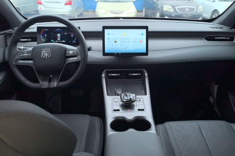 Used BYD Qin PLUS 2025 DM-i Smart Drive 55KM Leading Model