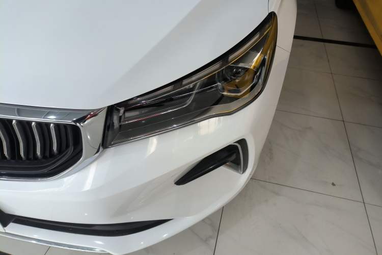 Used Geely Auto Emgrand 2023 4th Generation Champion Edition 1.5L CVT Prestige Model
