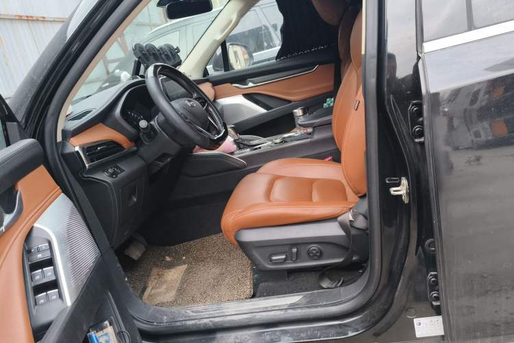 Used SAIC MAXUS D90 2017 2.0T Automatic All-Wheel Drive Sirius