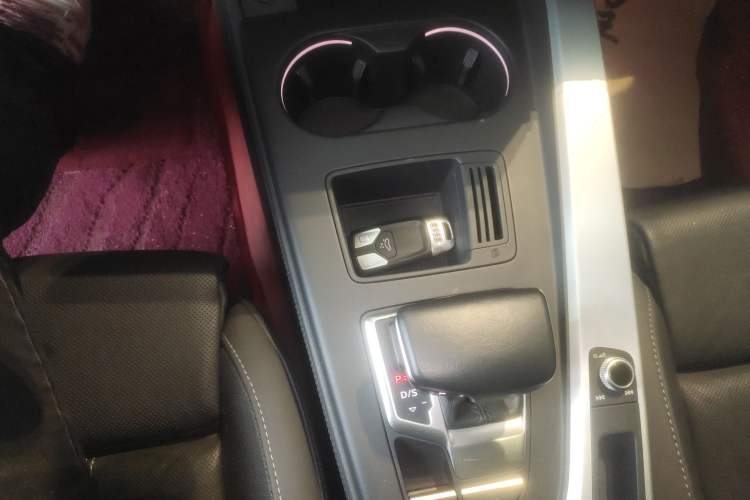 Used Audi A4L 2022 40 TFSI Luxury Dynamic Model