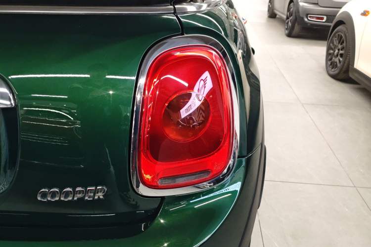 Used MINI MINI 2016 1.5T COOPER
