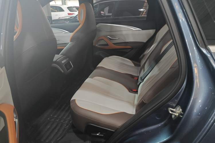 Used BYD Song Pro New Energy 2023 Champion Edition DM-i 110KM Beyond Model
