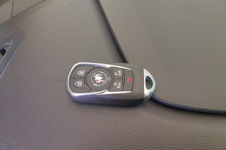 Used Buick GL8 2021 ES Land Cruiser 653T Luxury Edition