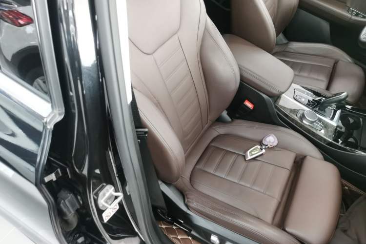 Used BMW X3 2020 xDrive30i Luxury Model with M Sport Package
