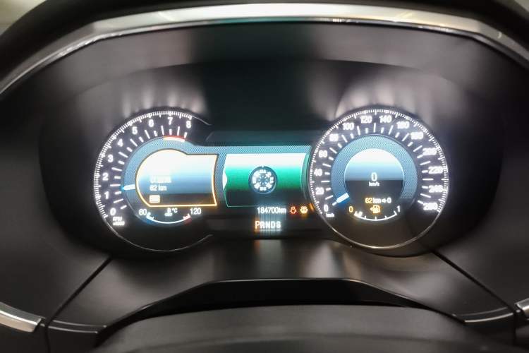 Used Ford Edge 2015 2.0T GTDi Four-Wheel Drive Prestige Model
