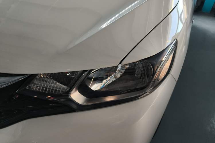 Used Honda Fit 2018 1.5L CVT Comfort Sunroof Version
