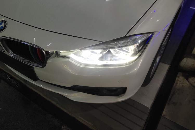 Used BMW 3 Series 2016 320Li Ambition Model
