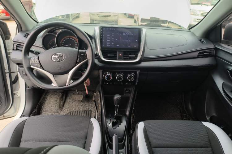 Used Toyota YARiS L 2022 X-Trail 1.5L CVT Leading PLUS Edition
