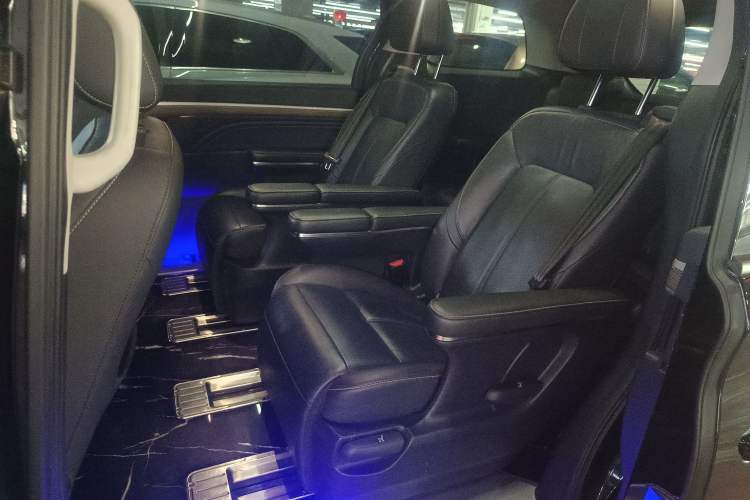 Used GAC Trumpchi M8 2023 Lingxiu Series 390T Prestige Edition
