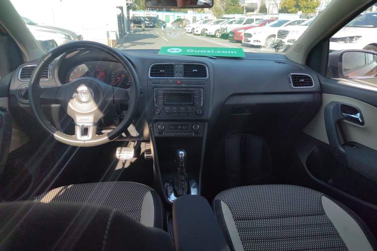 Used Volkswagen Polo 2012 1.6L Cross Polo Automatic Transmission