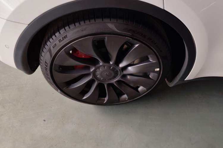 Used Tesla Model Y 2022 Performance High-Performance All-Wheel-Drive Version
