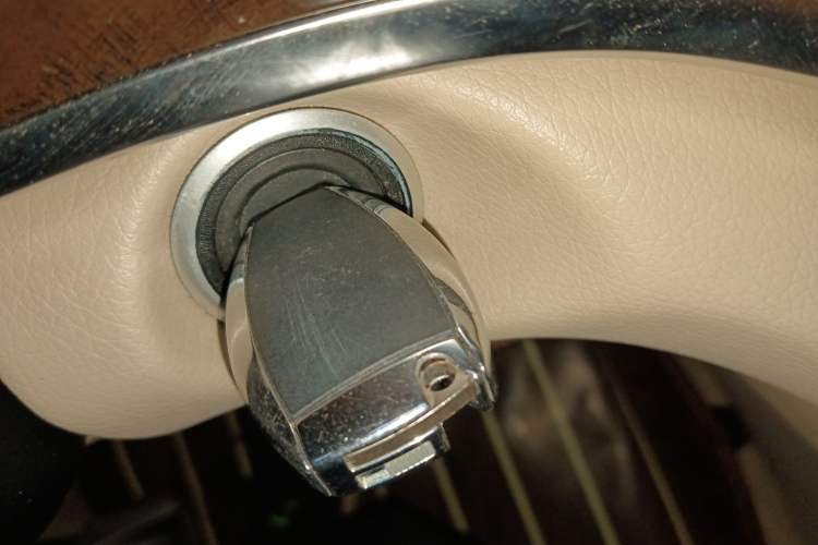 Used Mercedes-Benz V-Class 2018 V 260 Prestige Edition China VI
