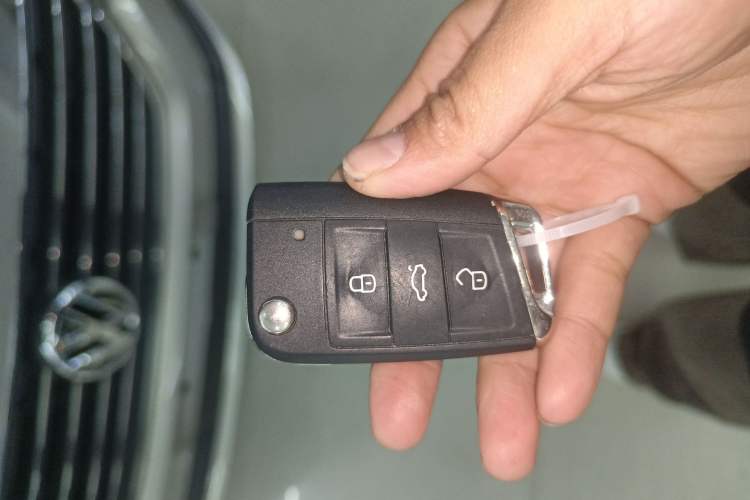 Used Volkswagen Lavida 2019 Lavida Start 1.5L Automatic Trendy Version China VI Standard
