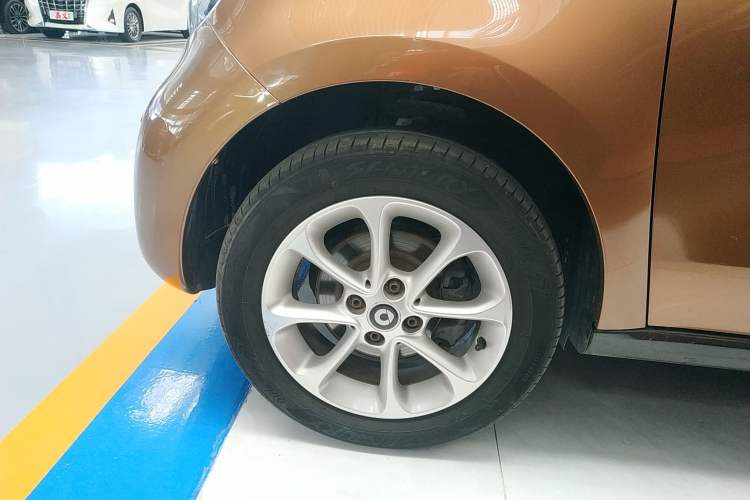 Used  forfour 2016 1.0L 52 kW Dynamic Edition
