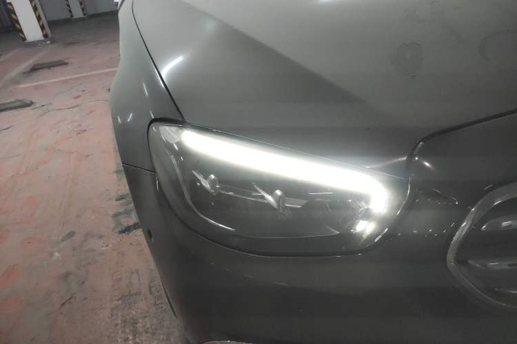 Used Mercedes-Benz E-Class 2022 Second Facelift E 300 L Luxury Edition
