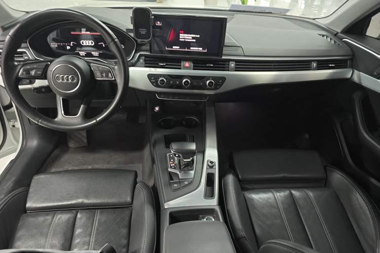Used Audi A4L 2022 35 TFSI Fashion Dynamic Model
