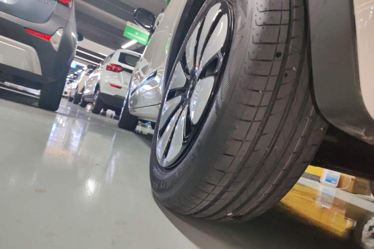 Used Wuling Bingo 2025 333 km Lingxi Connected Version
