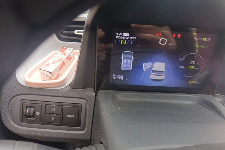 Used Wuling Hongguang MINIEV 2022 Macaron Fashion Model Lithium Iron Phosphate