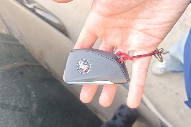 Used Buick Envision 2022 Facelift Encore S 552T Two-Wheel-Drive Luxury Model