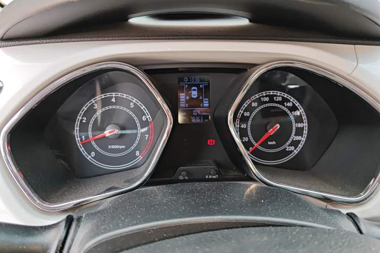 Used  Refine S2 2015 1.5L Manual Comfort Model