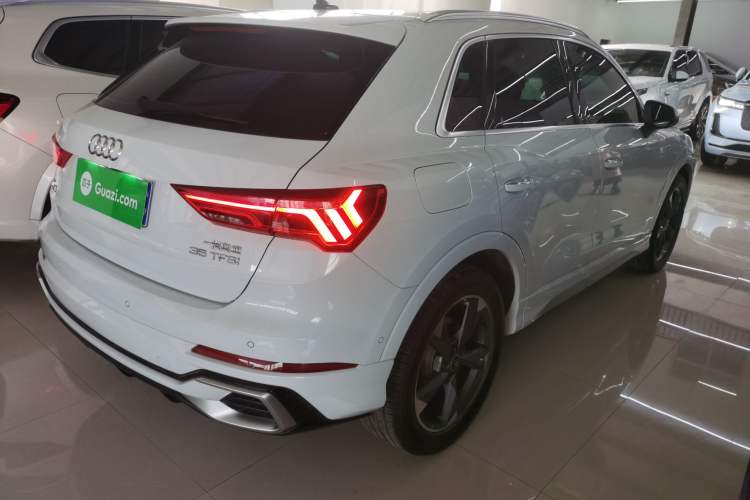 Used Audi Q3 2024 35 TFSI Fashion Dynamic Edition
