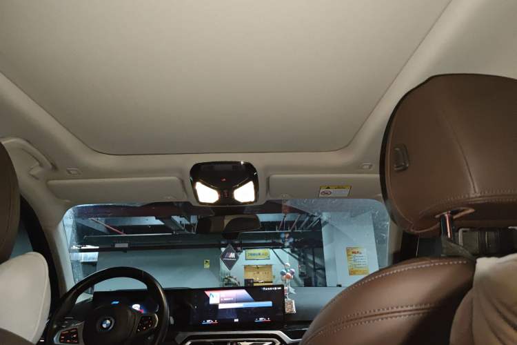 Used BMW i3 2023 eDrive 40 L Midnight Sports Package