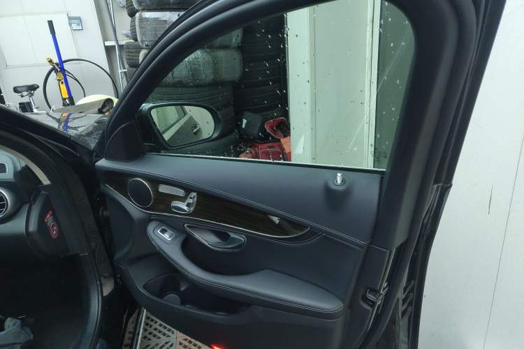 Used Mercedes-Benz C-Class 2015 C 200 L