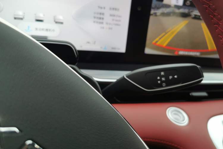 Used  Stellar 2023 400T Two-Wheel Drive Comfort Flyfish Edition
