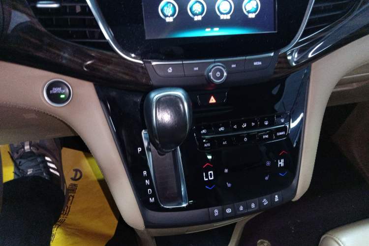 Used Buick GL8 2017 ES 28T Luxury Model China V Standard
