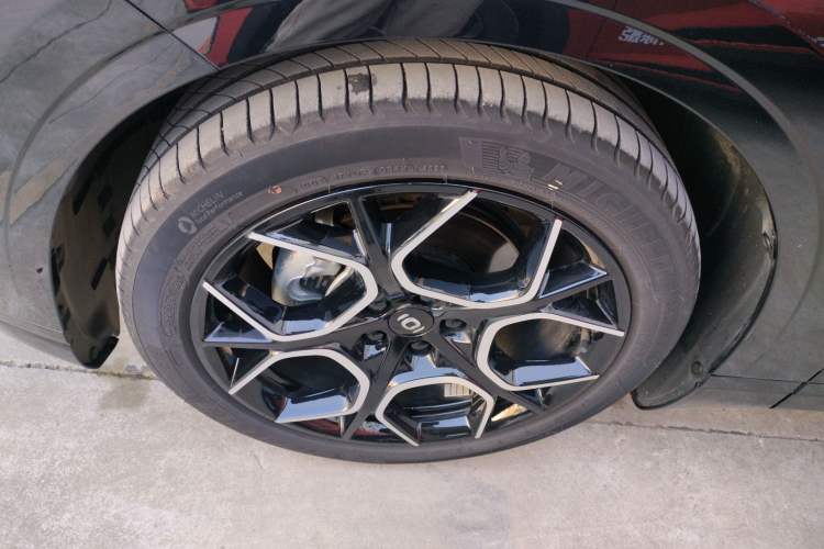 Used  A07 2024 Pure Electric "True Fragrance" Edition 515 Prestige Model